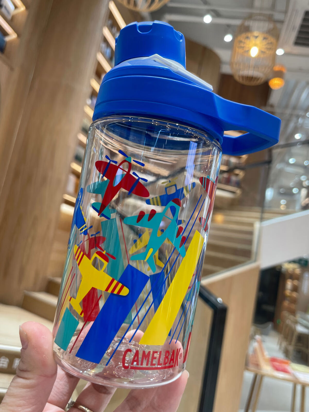 駝峰（CAMELBAK）駝峰運(yùn)動水杯男生大容量夏季隨行杯子健身塑料水壺龍口杯 出彩飛機(jī)圖案400ml