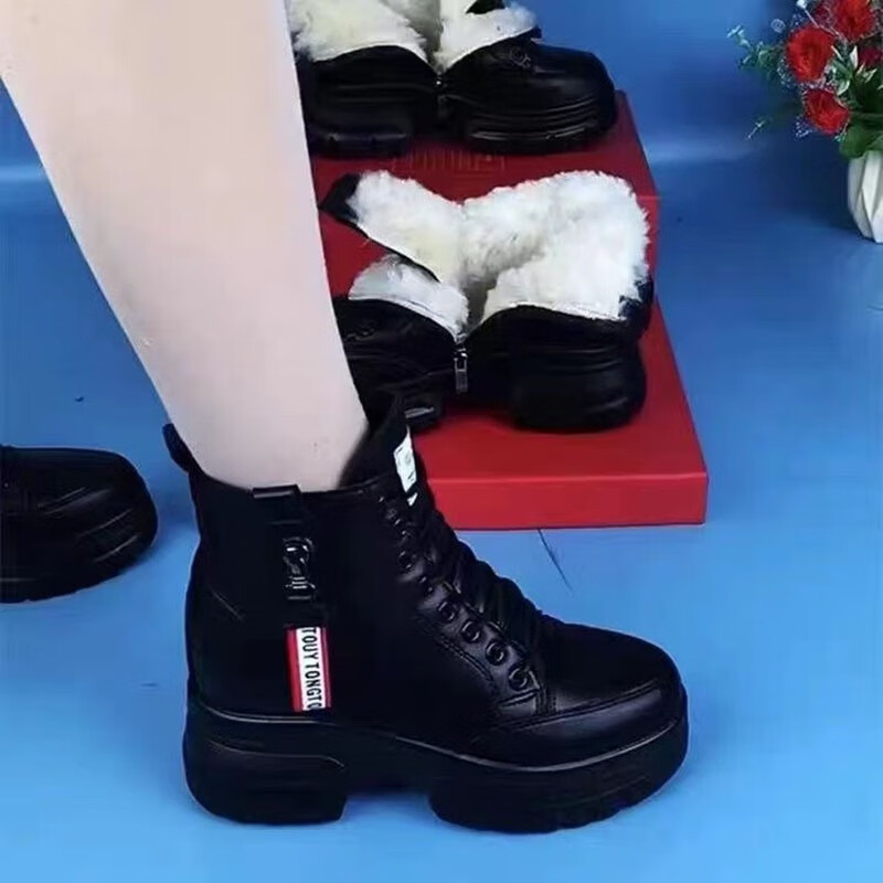 2025新款雪地靴女加绒保暖马丁靴女士短靴冬季妈妈软底防滑棉鞋 A001黑色加绒 37