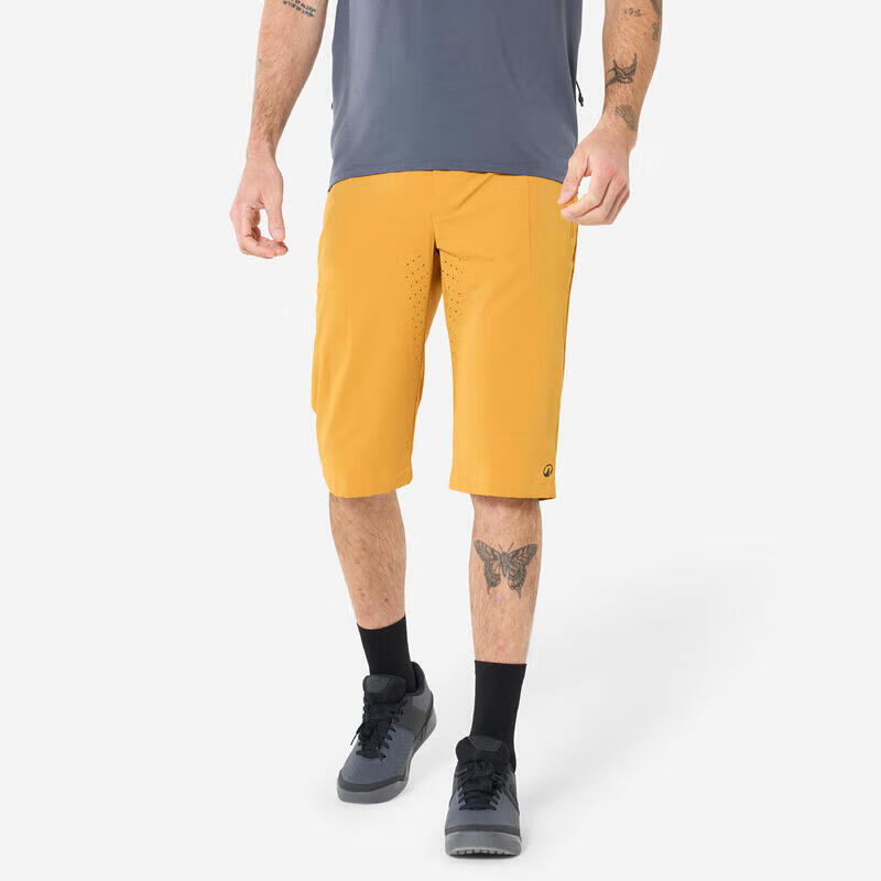 �Ͽ�ٯ�������п����ж̿���Ů�����г��̿��ļ��˶��㻧��-5324351