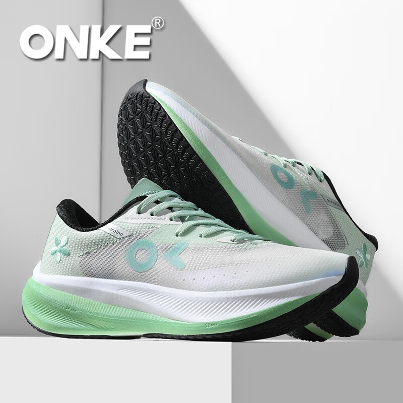 ONKE德国欧克跑步鞋男鞋透气轻便网面鞋碳板跑鞋女鞋轻便马拉松运动鞋 极光绿 男款 39
