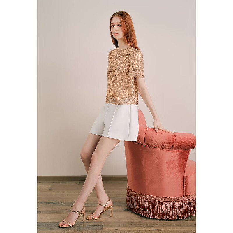 OBBLIGATO奥丽嘉朵夏季水绒花镂空刺绣圆领上衣 咖啡金 M