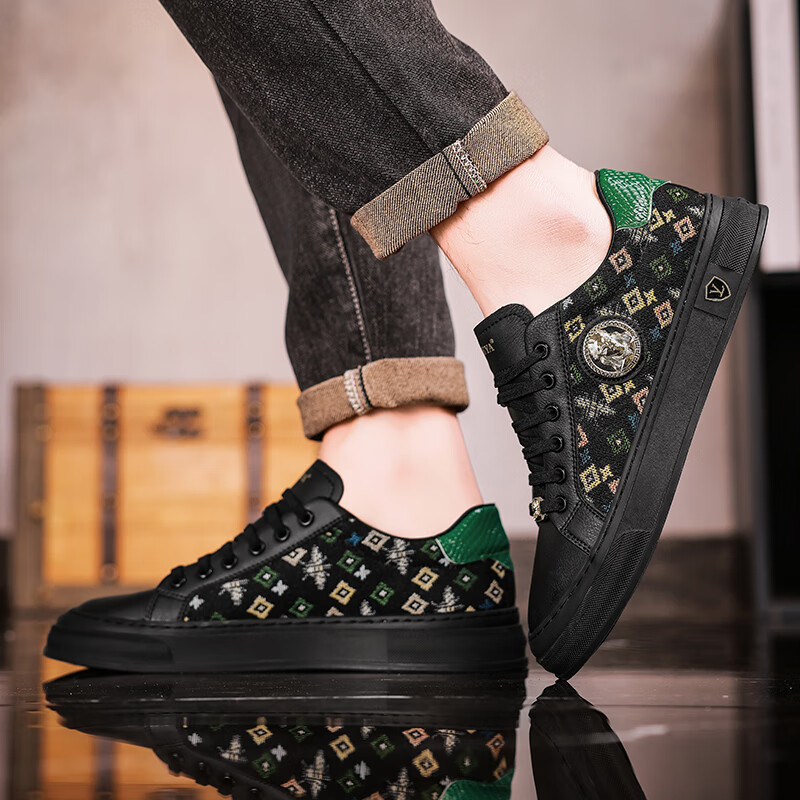 杜莎米娅夏季男鞋潮流新款透气小白鞋重工刺绣手工男士休闲鞋低帮防滑板鞋 黑色 44