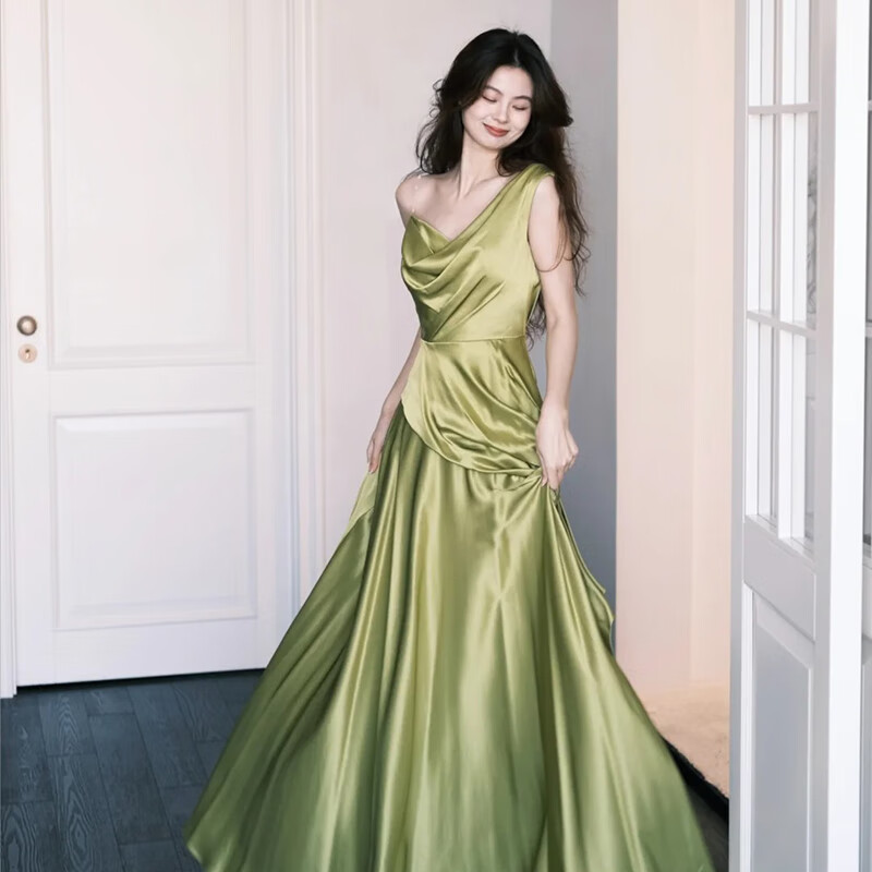 烏拓贖罪綠裙子2025新款小眾訂婚禮服綠色森系新娘結(jié)婚晨袍晚禮服成人 禮服 S