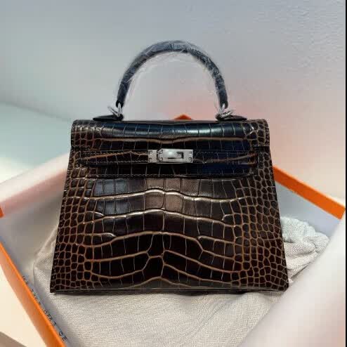 轻奢高端定制凯莉22cm 美洲鳄鱼头层牛皮压纹真皮手提包 棕色 棕色