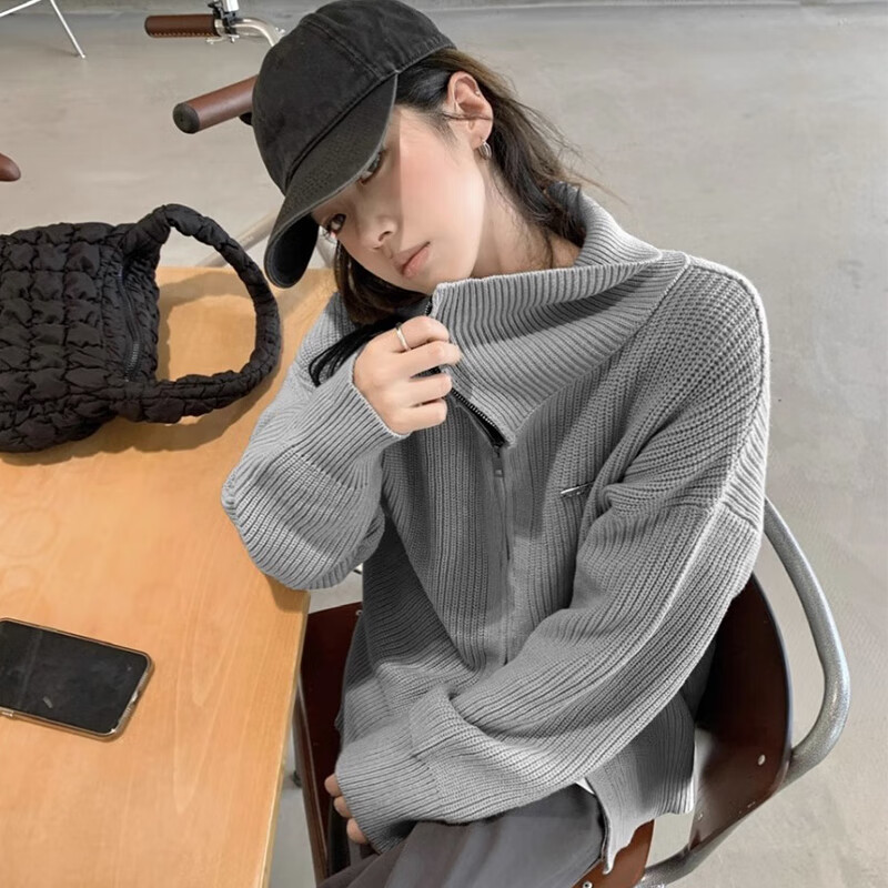 俞兆林针织毛衣女秋冬2025年新款双拉链开衫外套韩系慵懒风宽松显瘦上衣 浅灰色 【升级双拉链抗起球不变形】 均码 【适合80-140斤】