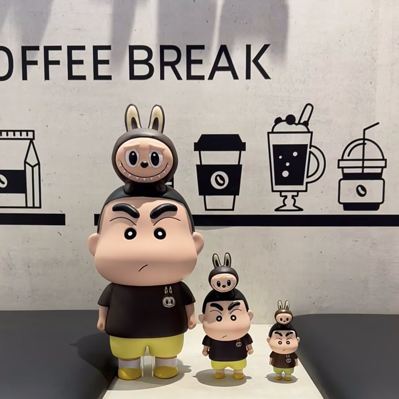 拉布布蜡笔小新洗澡雨衣顶正版潮玩手办桌面摆件动漫周边生日礼物 labubu拉布布小新【大中小3只】 京东折扣/优惠券