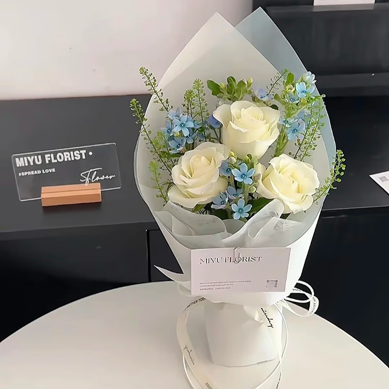 ��˹ά������Ů����ʻ��ٵ�19���õ�廨����������ȫ��ͬ�ǻ������� ��õ��С����-Ψ��