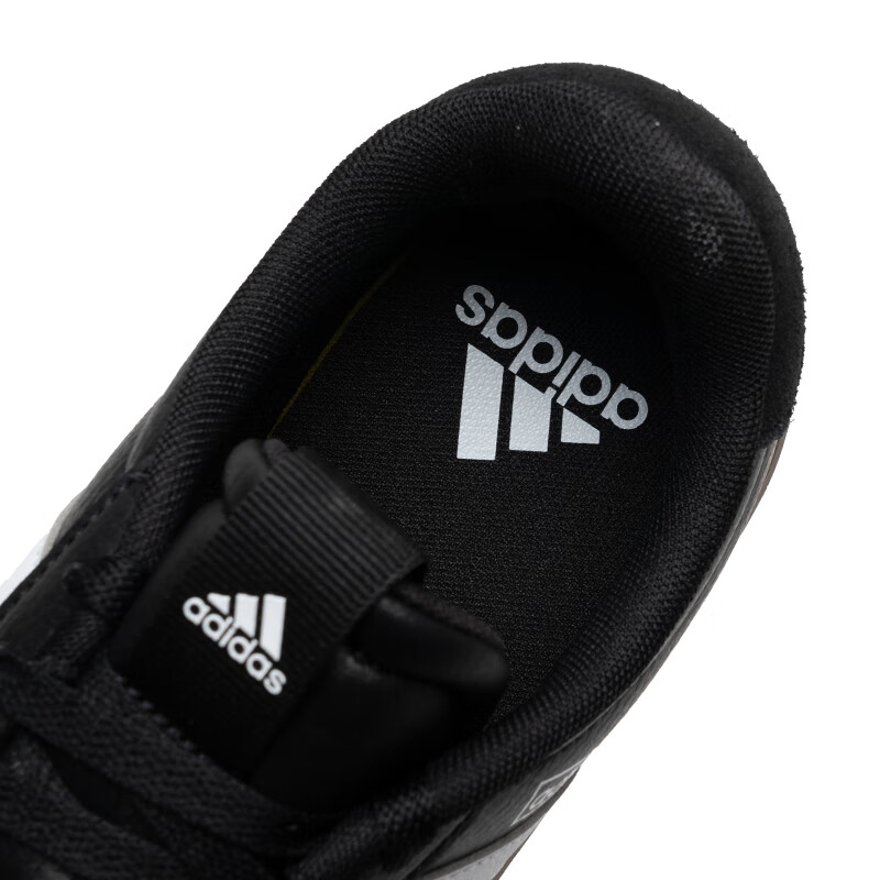 阿迪达斯（adidas）德训鞋男鞋 2026春季新款低帮板鞋黑色防滑运动鞋百搭通勤休闲鞋 黑/白 /晒图退10 42.5 (265mm)