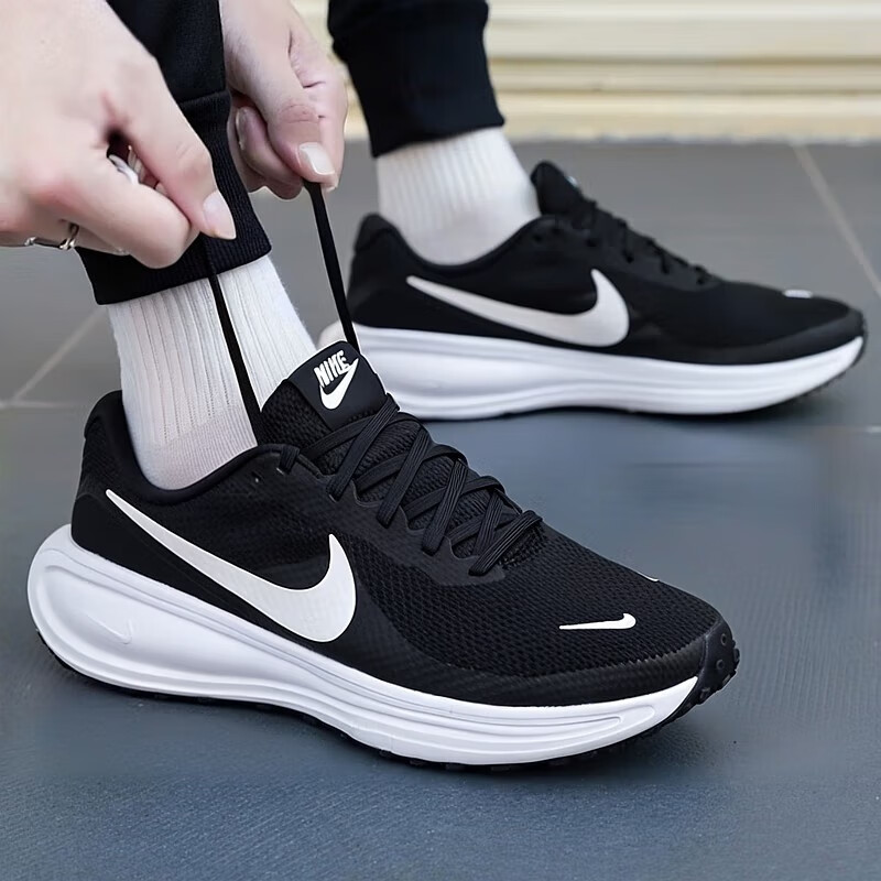 耐克(NIKE)男鞋 2026夏季新款运动鞋时尚潮流户外透气轻便跑步休闲鞋 白色/黑色/革命8 41