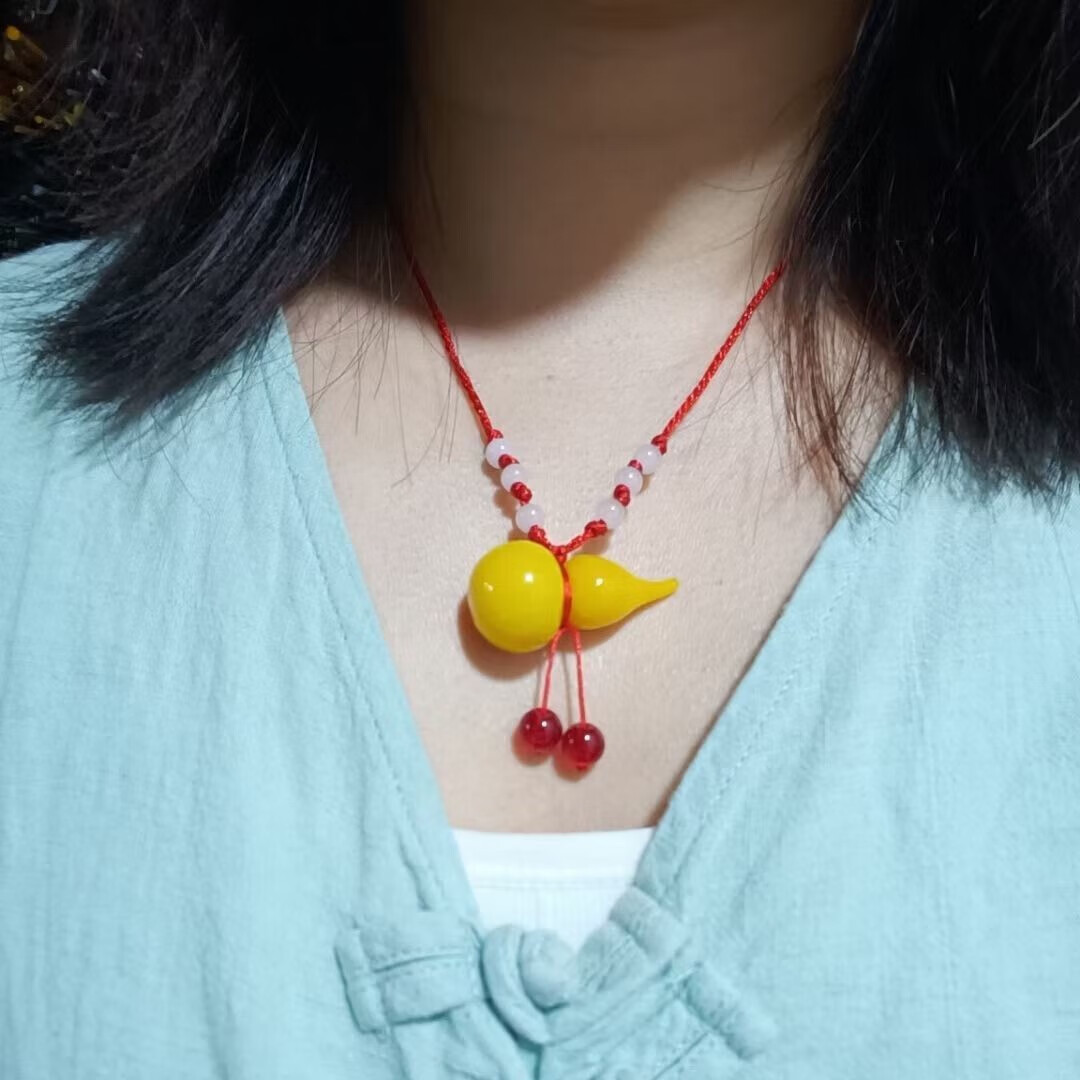 厂家直供淄博琉璃葫芦博山琉璃鸡油黄葫芦项链吊坠手工琉璃古法 鸡油