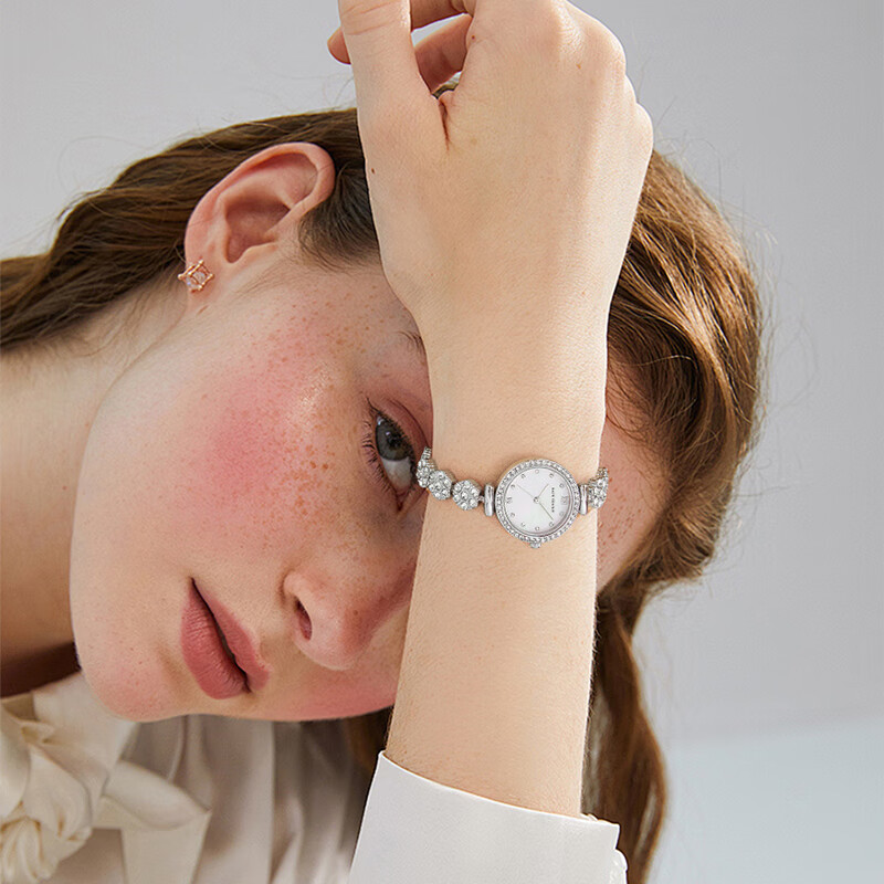 KATIE ERMILIO爆闪梦幻精致小圆表高级感镶钻百搭女士手表七夕情人节礼物送女友