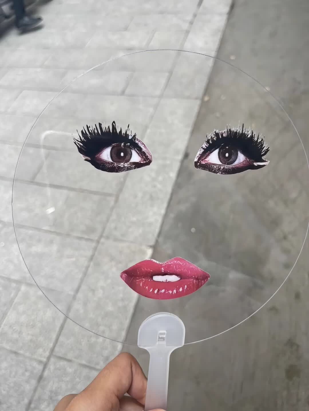单依纯同款扇子搞怪雷迪嘎嘎烈焰红唇印花ladygaga表情扇透明抽象
