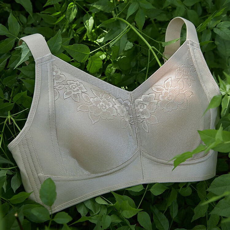 千奈美大胸显小胸内衣薄款全罩杯无钢圈大码聚拢收副乳防下垂文胸 珍珠白 80B C