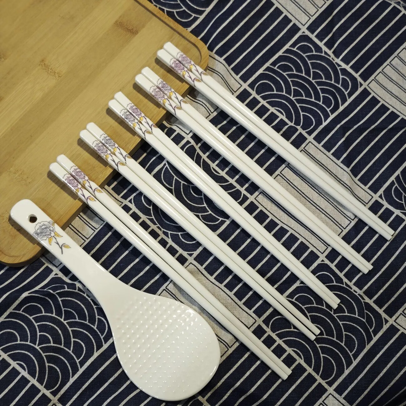 陶瓷筷子景德镇陶瓷筷子不发霉高档防滑耐高温筷子碗筷 格调高雅 十双陶瓷筷子关注送饭勺