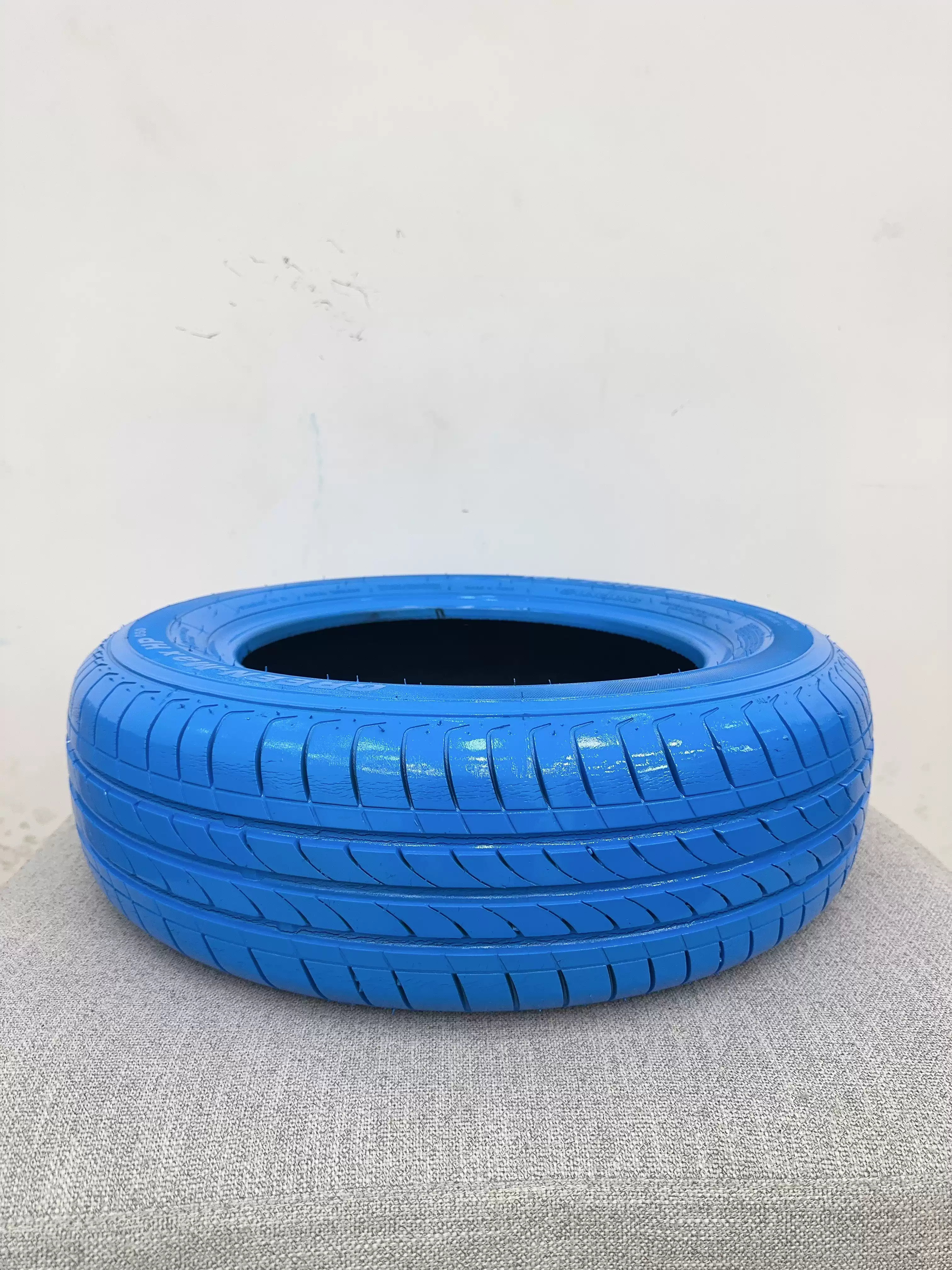 oxb幼儿园轮胎卡丁车防撞护栏游乐园轮胎景观护栏俱乐部装饰工艺品