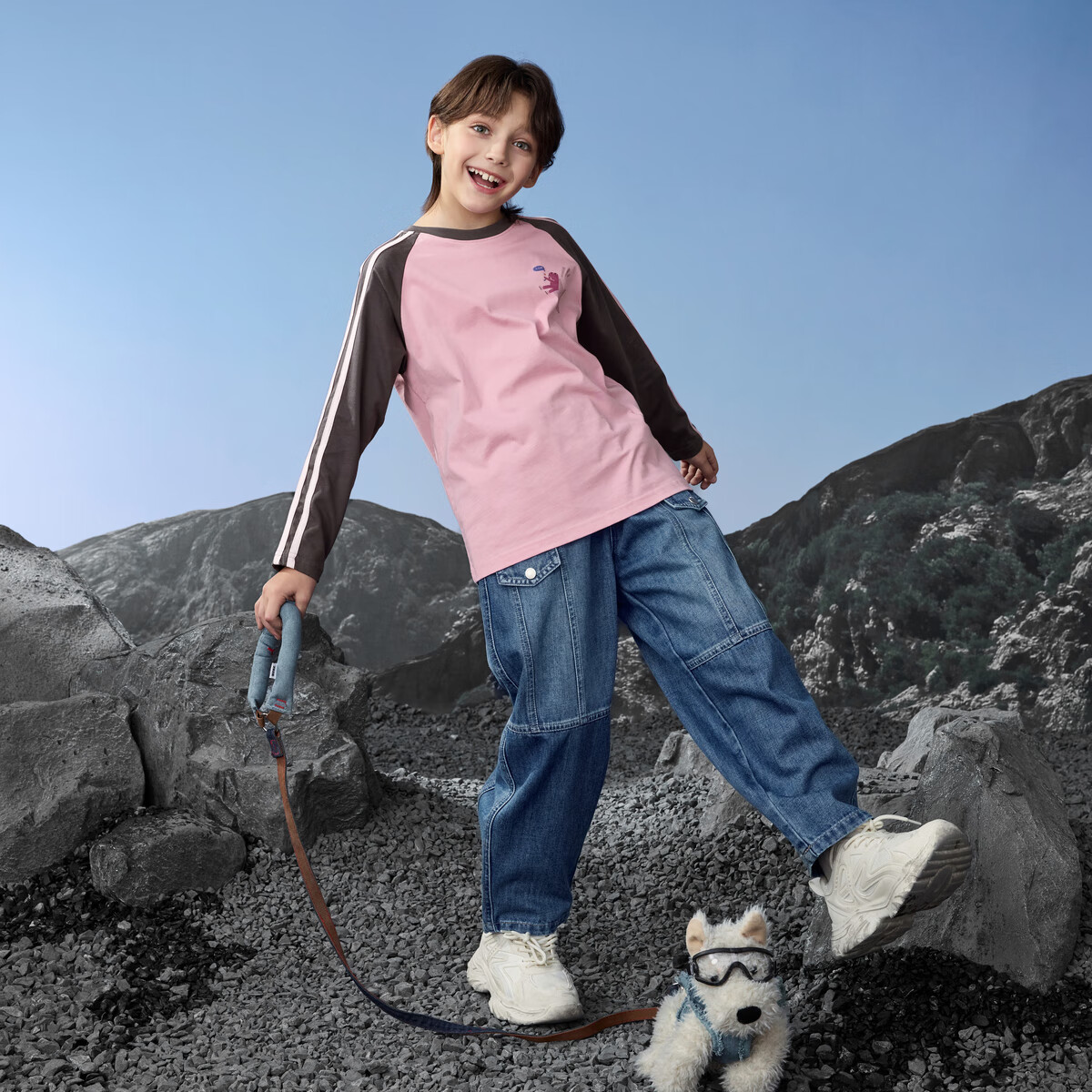 马骑顿(MQD)男童25秋新款学院风撞色插肩袖女童字母长袖体恤打底衫 浅粉 130