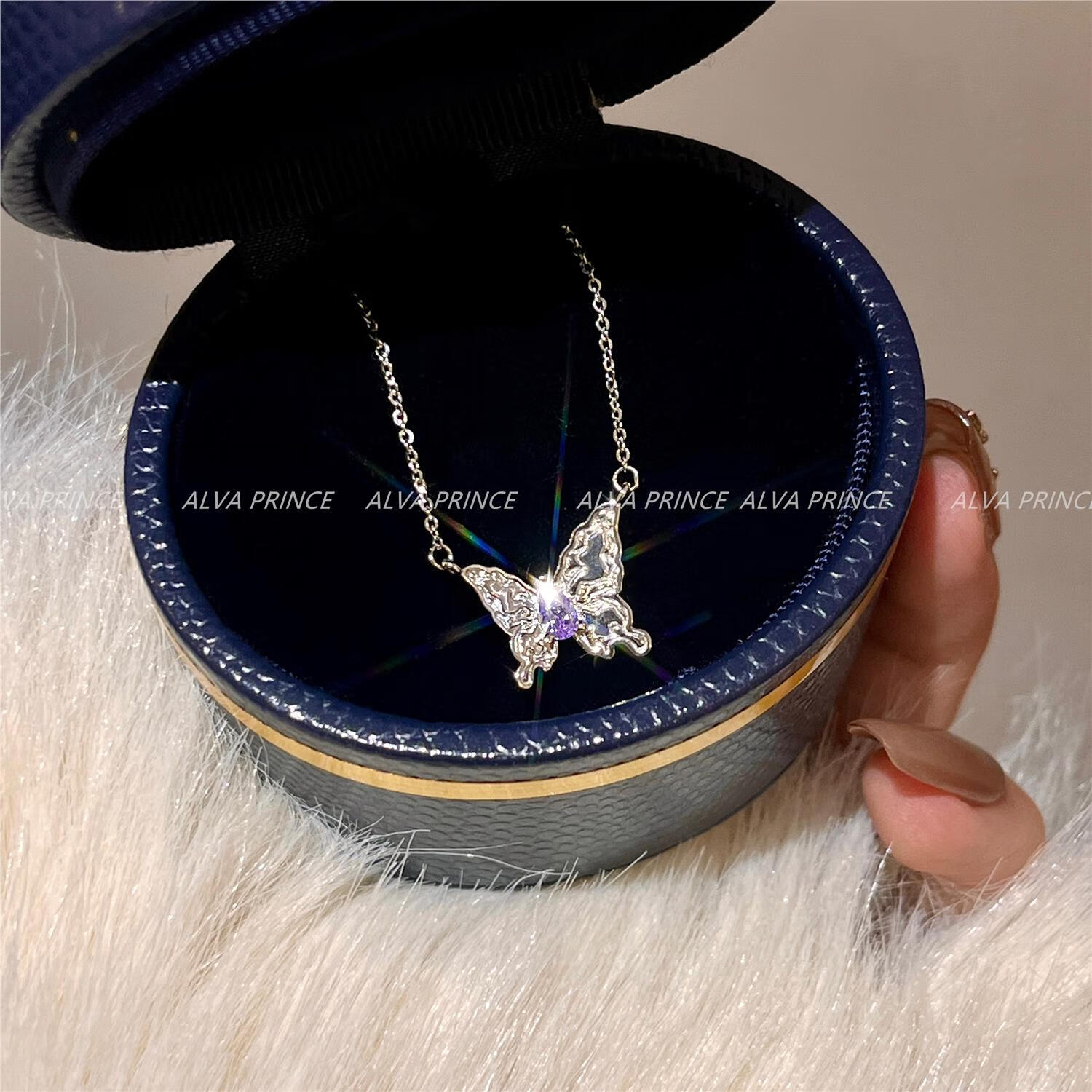 虔生緣老鳳凰999AP蝶夢幽韻蝴蝶純銀項鏈女鑲紫鉆s925銀鎖骨鏈輕奢不掉 蝶夢幽韻*純銀項鏈白老鳳祥品質(zhì)