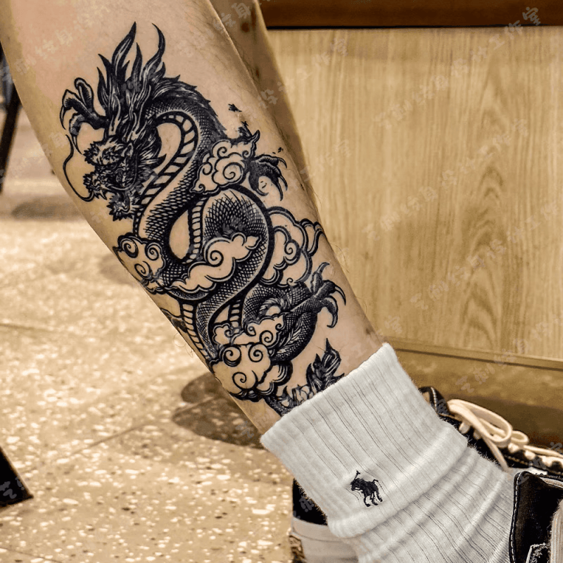 黑暗龙图案网红防水草本逼真持久纹身贴防水持久逼真 黑龙 1张 ;到手