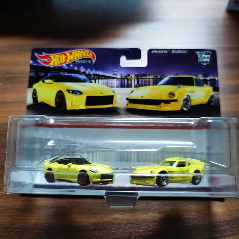 風(fēng)火輪（HOT WHEELS）風(fēng)火輪汽車(chē)文化運輸車(chē)隊奔馳馬自達拖車(chē)男孩收藏合金車(chē)模玩具兒童 日產(chǎn)淑女雙車(chē)套 工程運輸車(chē)