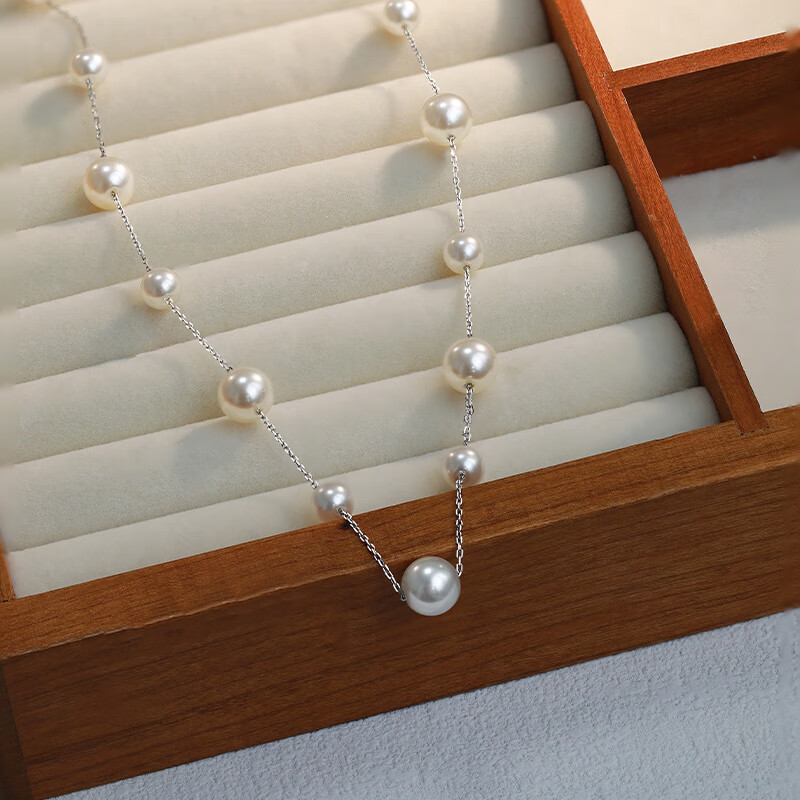 ��ɭ���Ѹֲ���ɫ��������������ë�������������С���������������� ��ɫ