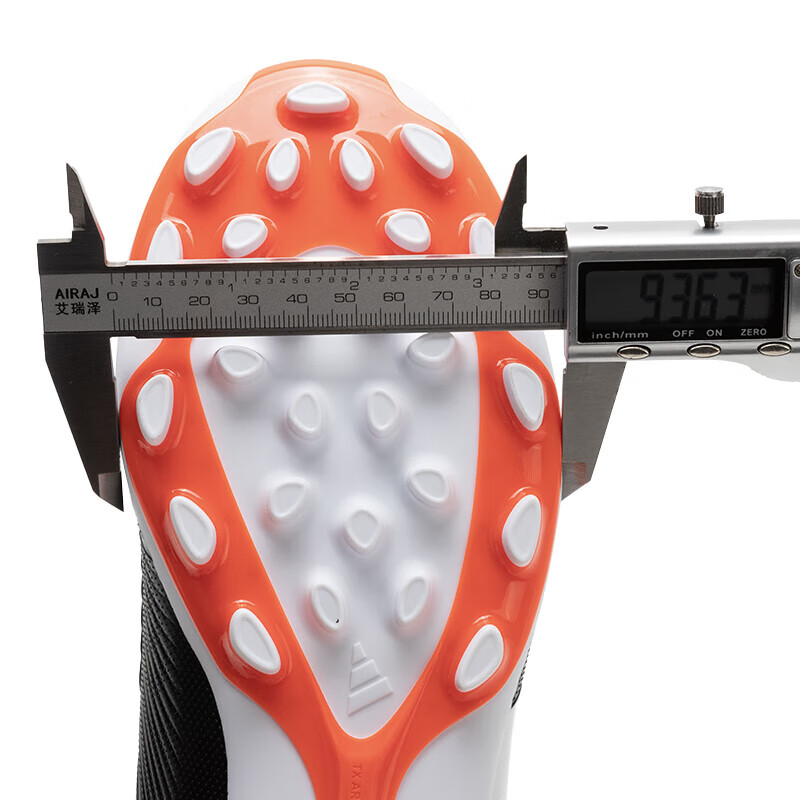 阿迪达斯 （adidas）男子足球鞋 25秋季新款PREDATOR猎鹰 AG短钉中端足球鞋 【猎鹰PREDATOR】黑色/拍大一码/晒图退5 40.5 (255mm)