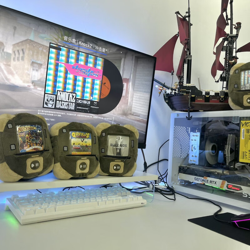 盒可发声闪光舞冲击星有为青年毛绒玩偶挂件