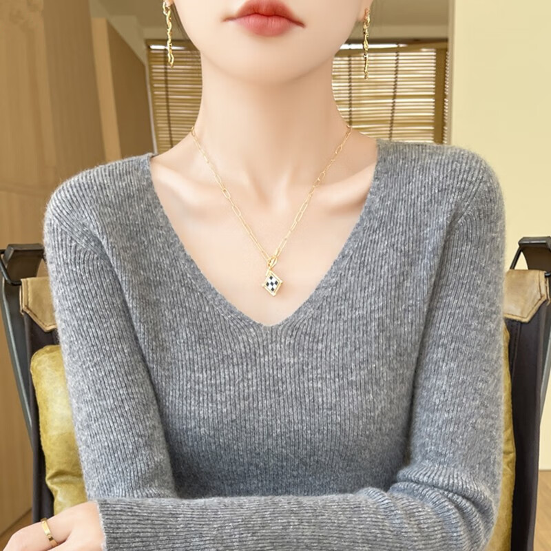 香影芬针织衫女春秋新款v领打底衫修身显瘦毛衣女秋冬时髦时尚洋气内搭 白色 M (建议95-105斤)
