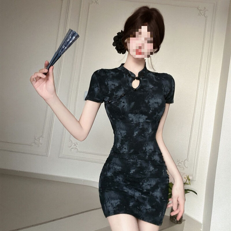 【优选】夏季新中式国风年轻款改良旗袍短款紧身包臀连衣裙女 黑色 S 【建议70-80斤】