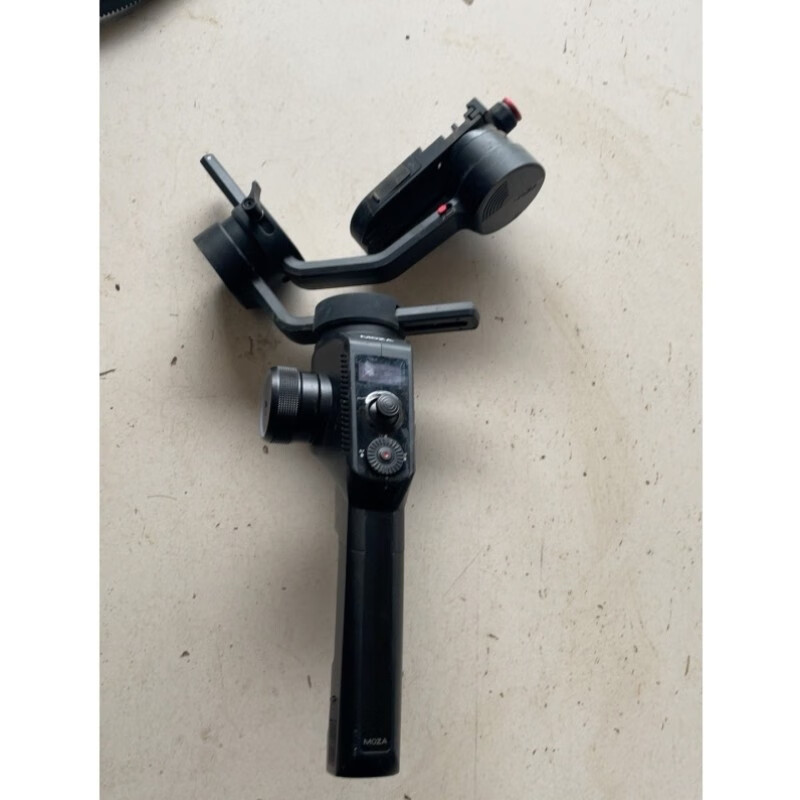 & OTHER STORIES魔爪议价MOZA 魔爪 Aircross. 2拍照稳定器