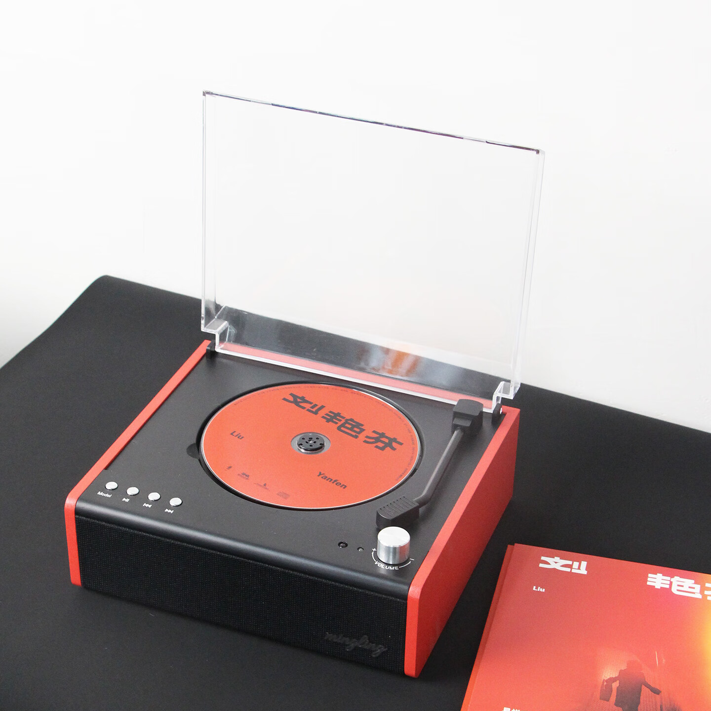 名伶M300黑膠復(fù)古CD機(jī)播放機(jī)聽專輯藍(lán)牙播放多功能桌面音箱生日禮物精致擺設(shè) 中國(guó)紅