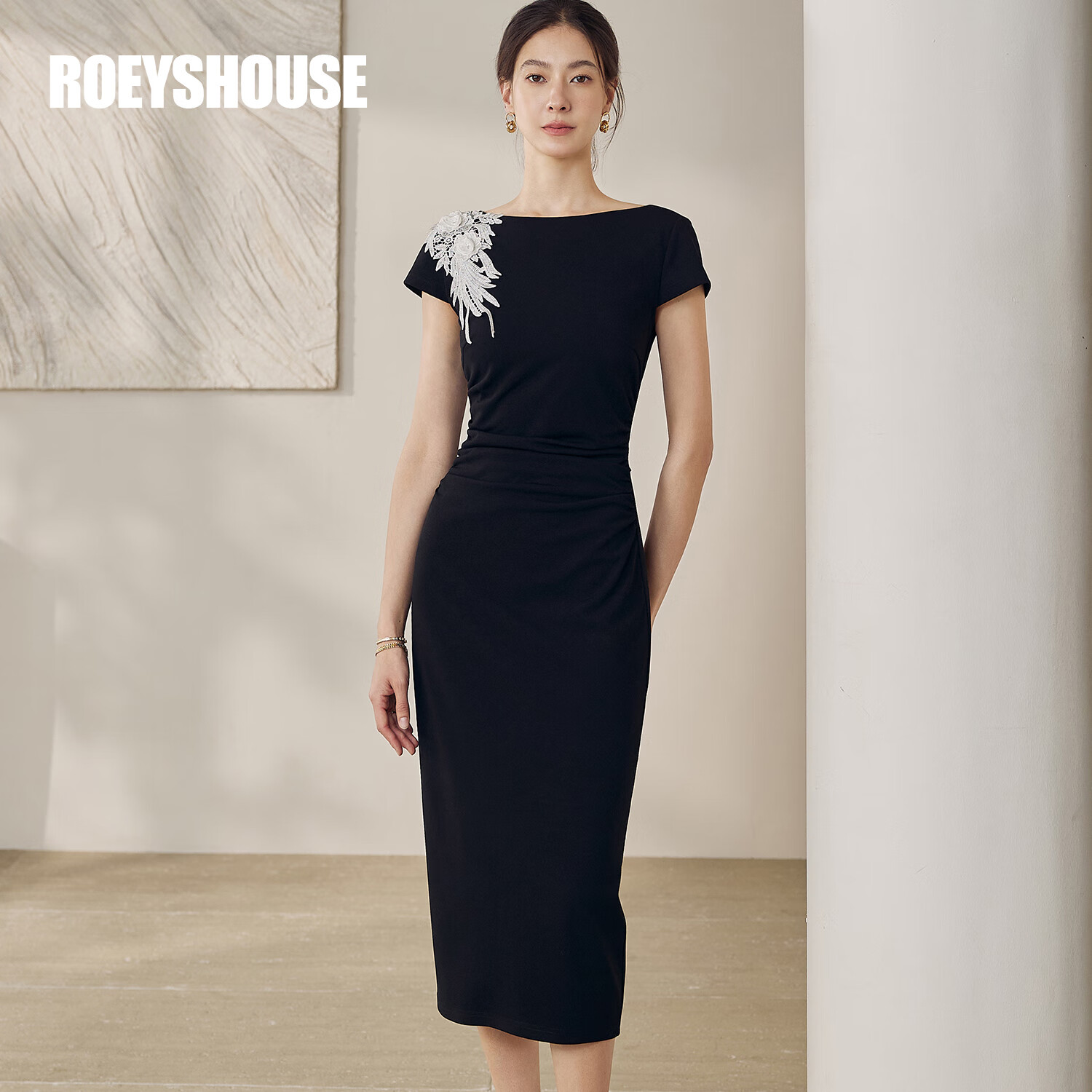 ROEYSHOUSE罗衣气质一字领刺绣连衣裙2025夏季新款优雅针织修身中长裙12347 黑色 L