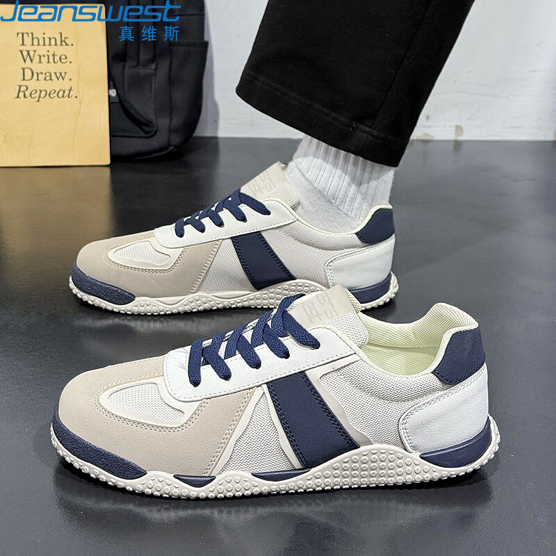 ��ά˹��Jeanswest����Ь��ѵЬ�ļ�͸��2025�¿�ʱ���˶����а�Ь�����ܲ�����Ь��