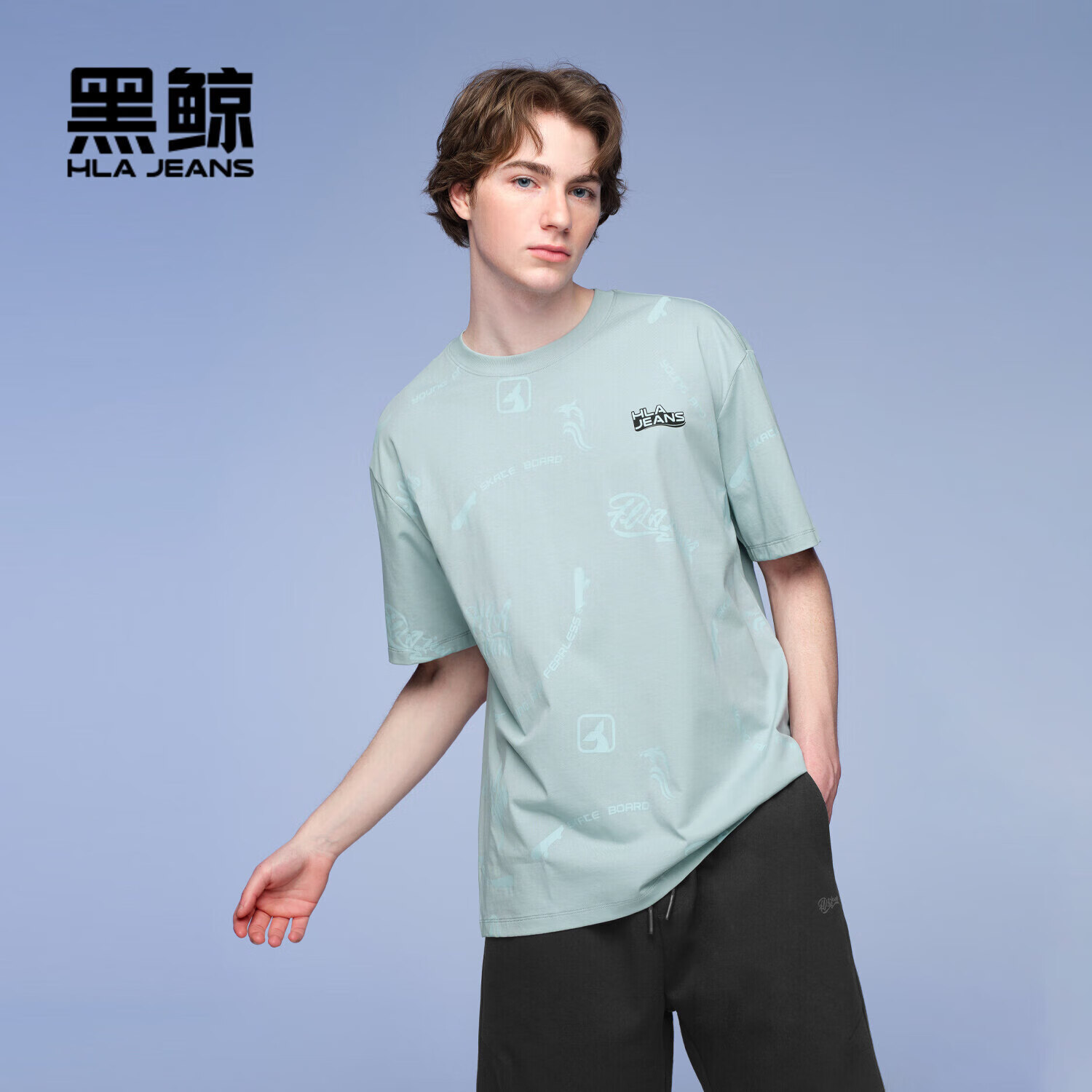 HLA海澜之家旗下黑鲸短袖T恤男25夏圆领套头衫男短t宽松