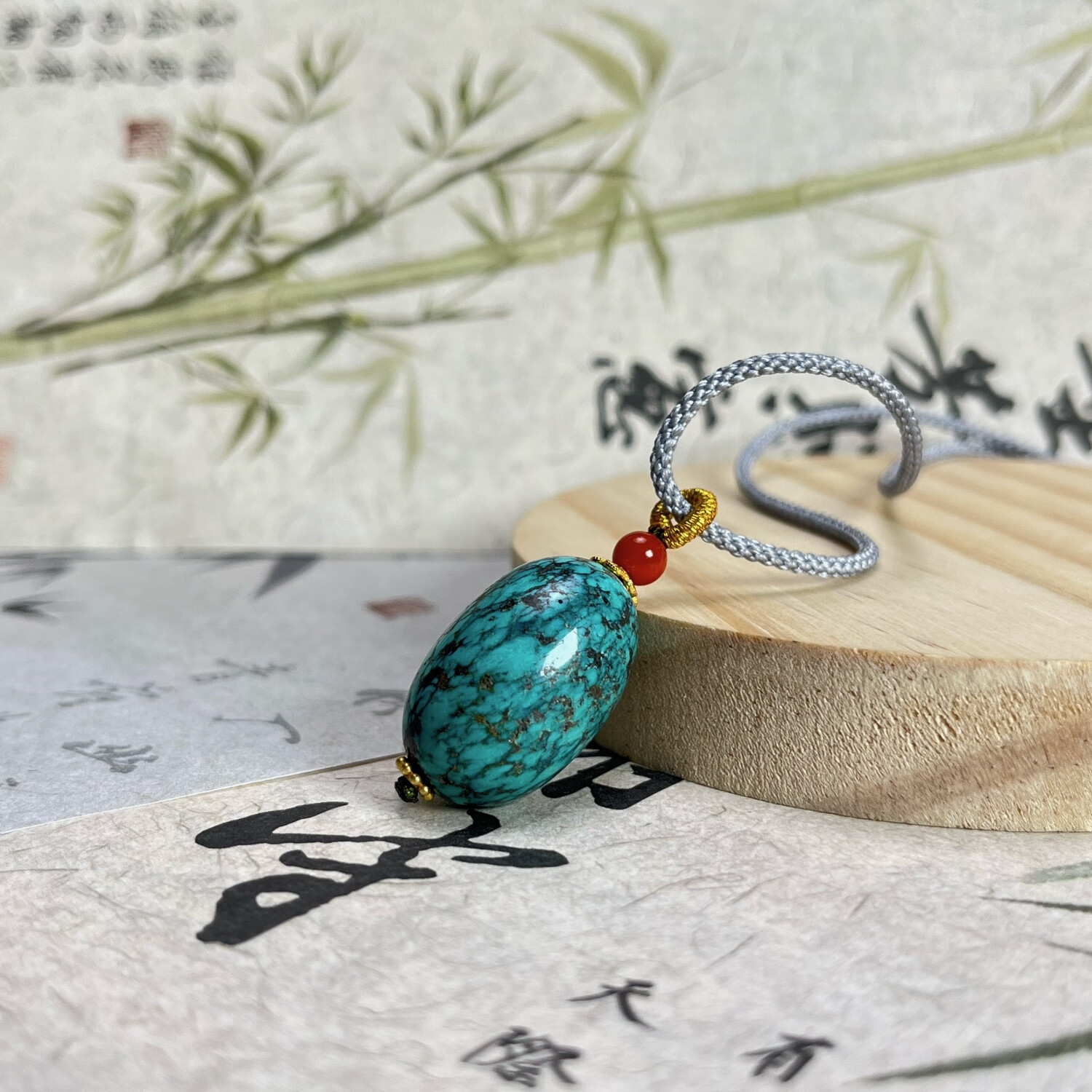 高瓷原矿网花绿松石枣珠吊坠尺寸:15.6*23.9mm