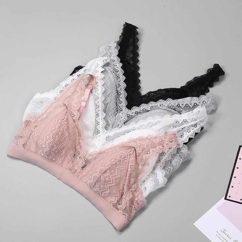 狄兰丝(dilansi)清苍无钢圈文胸女士真丝内衣法式性感蕾丝三角杯薄款大码睡眠胸罩 黑色(6A级100%桑蚕丝) XL 推荐(80D 85B 85C 85D)