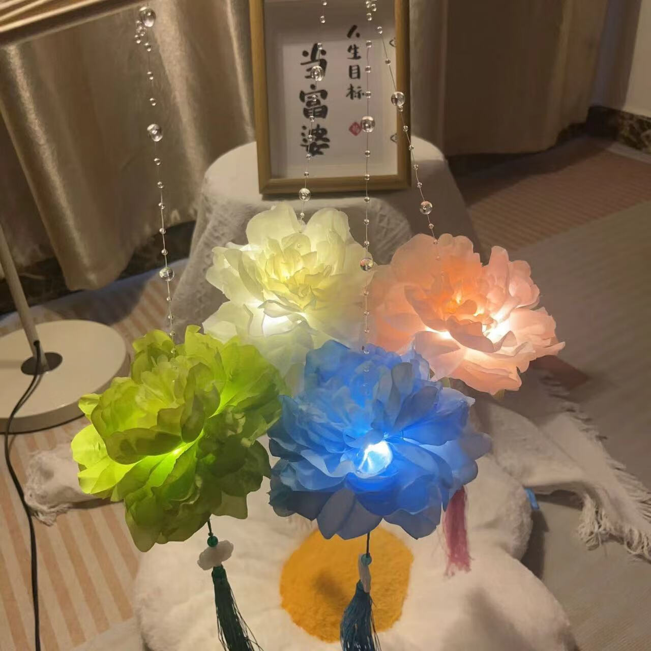 手提花灯灯荷花灯笼成品汉服拍照道具夜市摆地摊批发 牡丹花灯笼混色