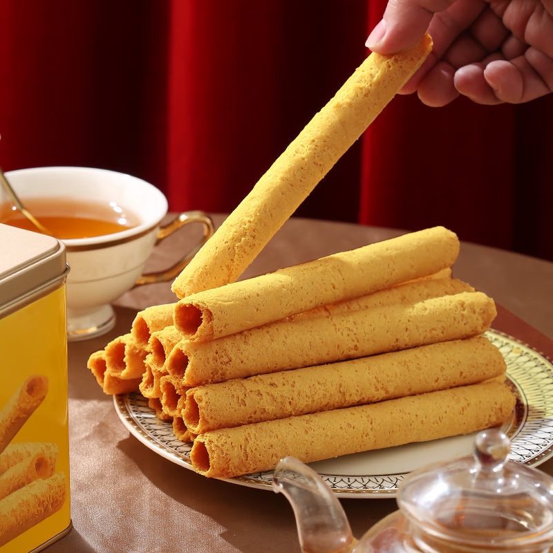 咔啰卡曼咔啰卡曼 纯牛奶黄油蛋卷 零食饼干糕点送礼特产方形铁盒装 608g纯牛奶黄油味*2箱