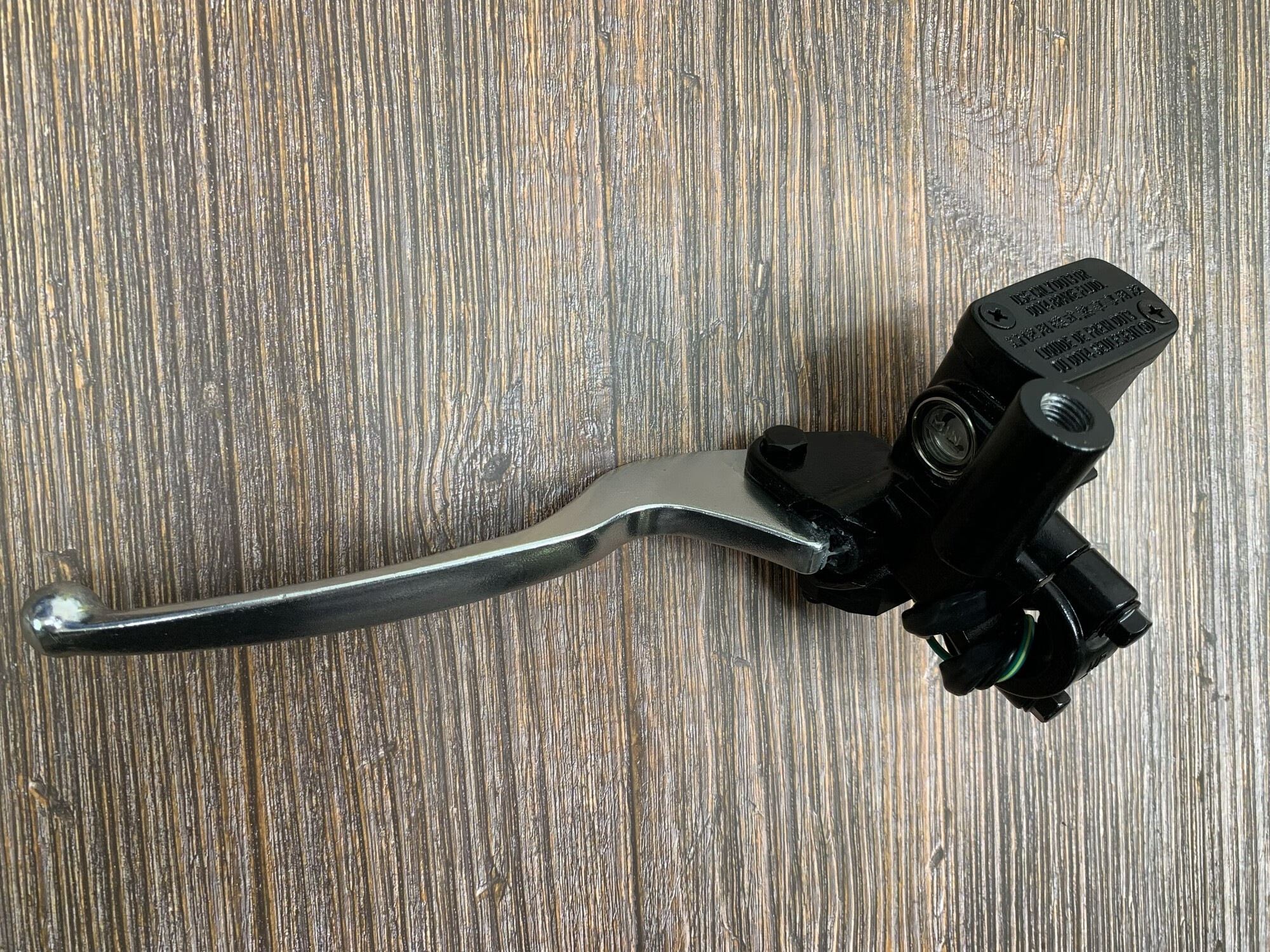 双碟刹油压全套摩托车电动车碟刹油压弯道情人油壶双碟刹上泵 左边