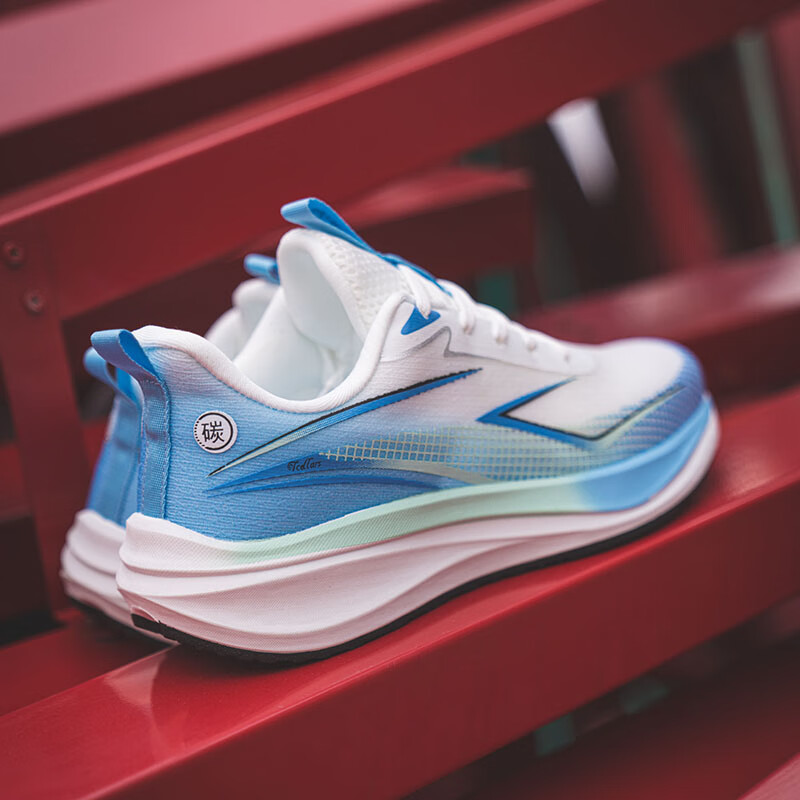 Tcellars跑步鞋男夏季新款男鞋网面透气休闲运动鞋子男软底缓震回弹跑鞋 天际蓝 41