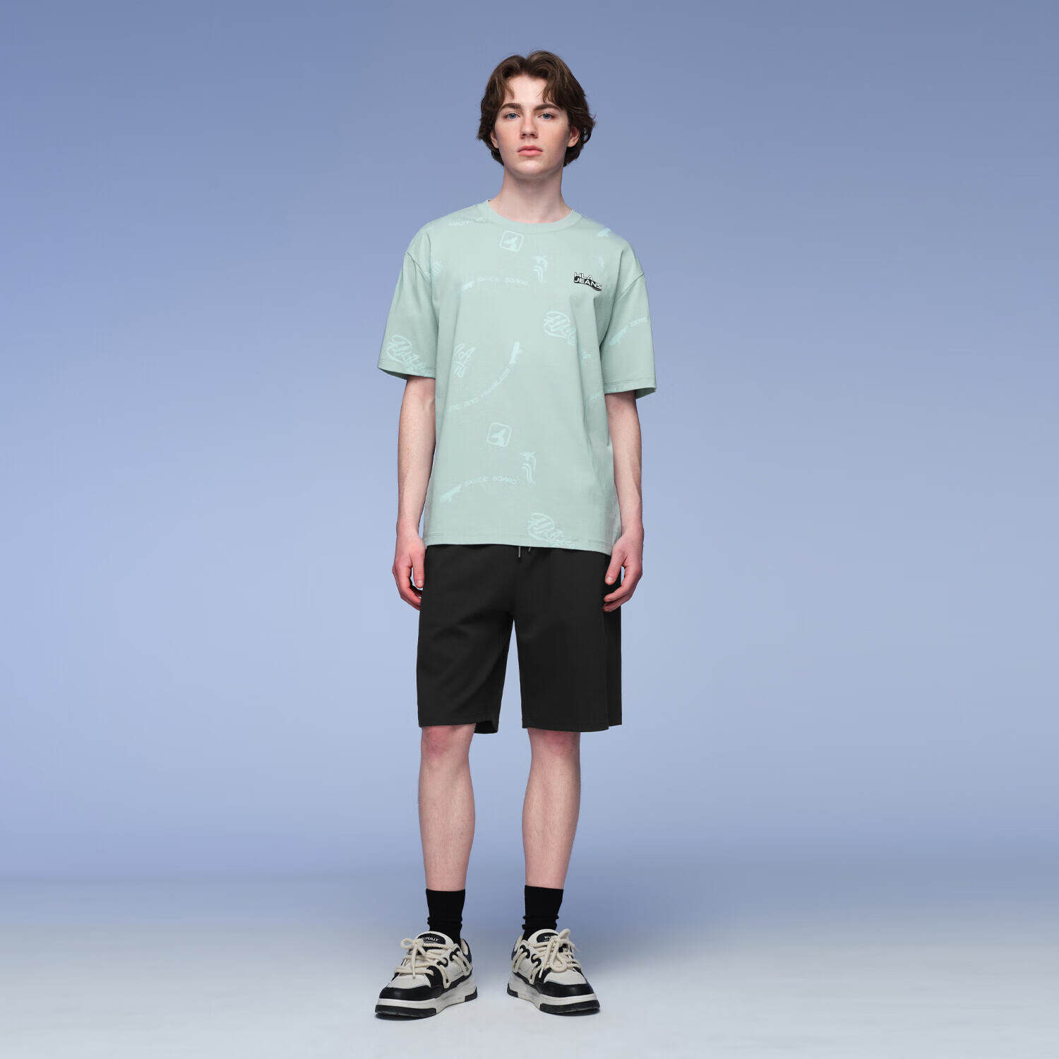 HLA海澜之家旗下黑鲸短袖T恤男25夏圆领套头衫男短t宽松