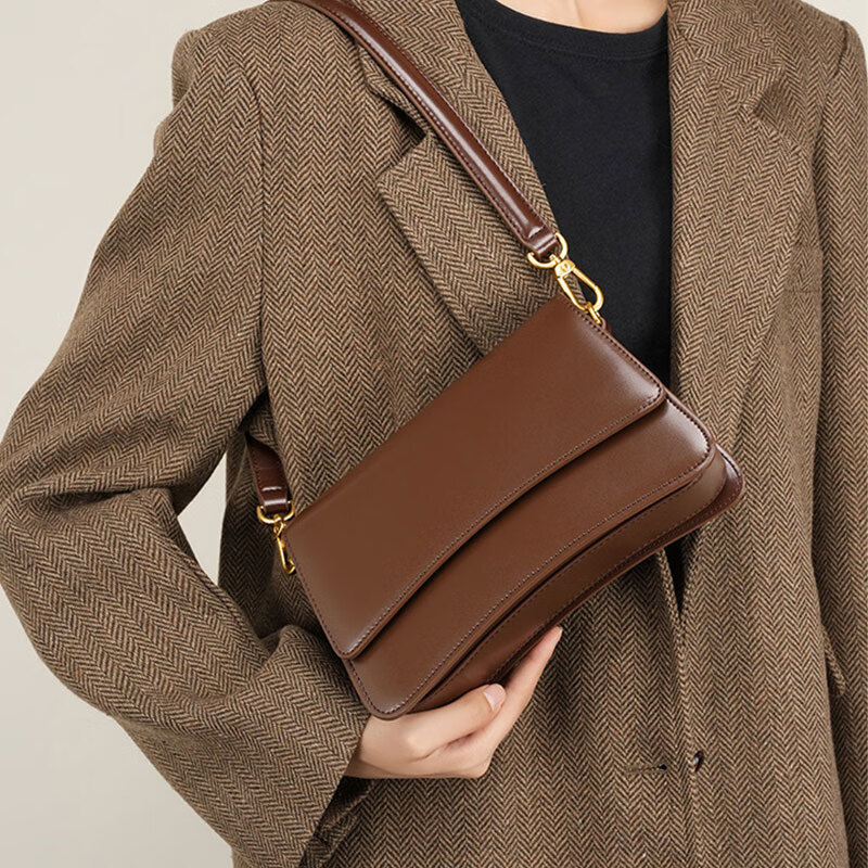 凯尔丹奴百搭单肩斜挎包包牛皮高品质小众法棍包高级感腋下包包女包 咖啡色