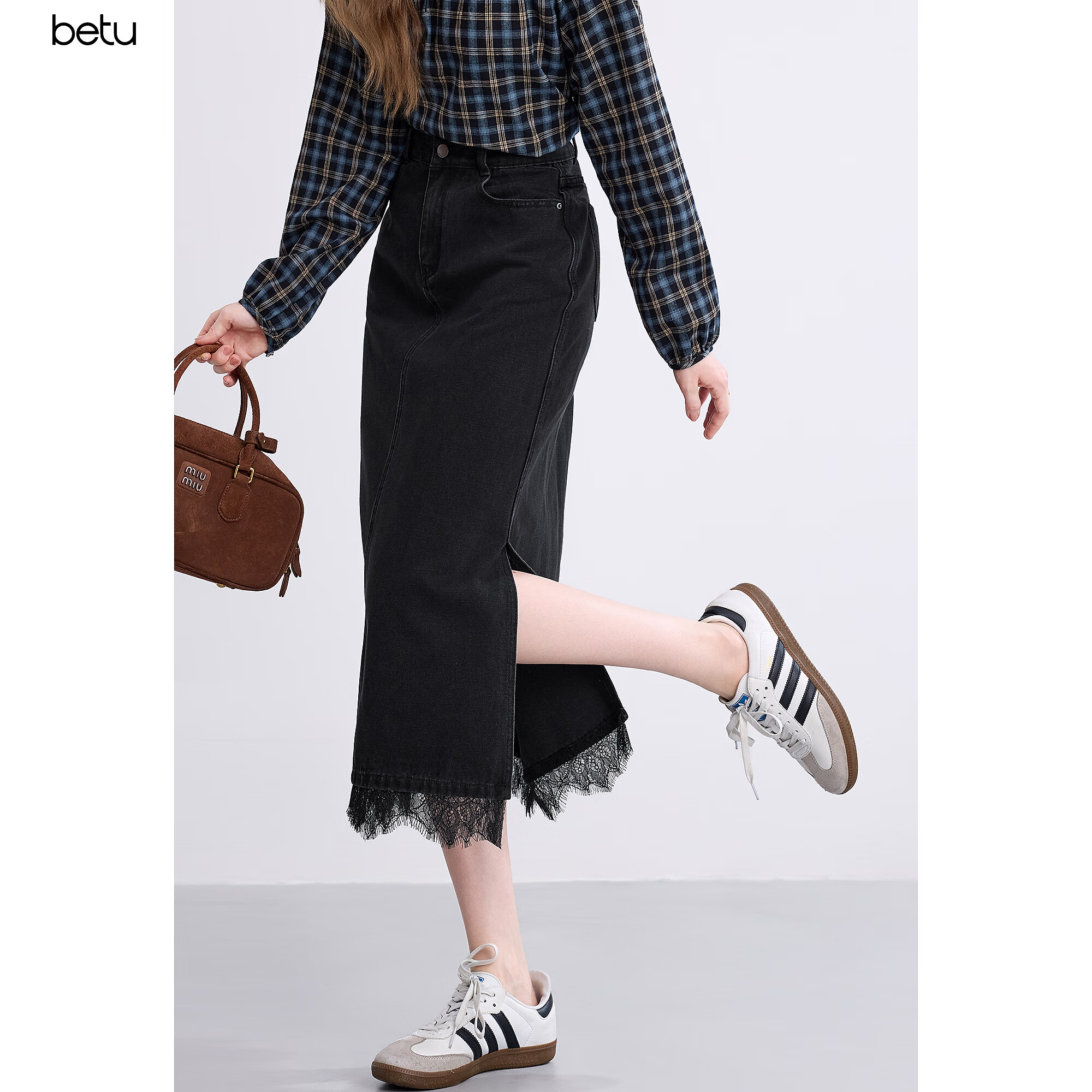 百图betu女装2025秋季新款半身裙下摆开叉蕾丝边棉感裙子女2508T70 黑色 M