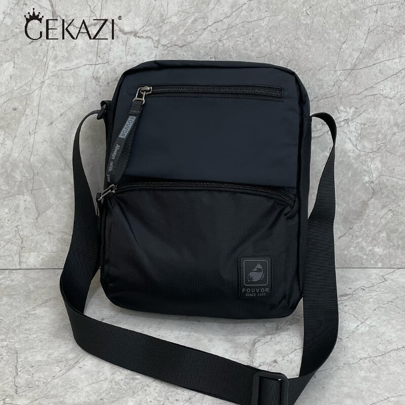 歌卡姿（GEKAZI）防水尼龙斜挎包通勤男包平板电脑包 大款-黑色20*7*26cm
