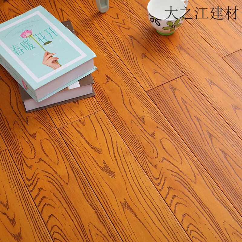 画萌白橡原木纯实木地板室内家用仿古北欧轻奢现代风 浅黄色 番龙眼