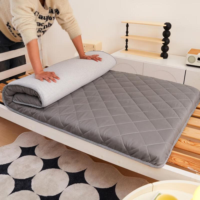 甜苗苗单人床垫子厚学生宿舍午休软垫儿童幼儿园地铺褥子 经典灰5高弹款 0.7x1.7m幼儿园床