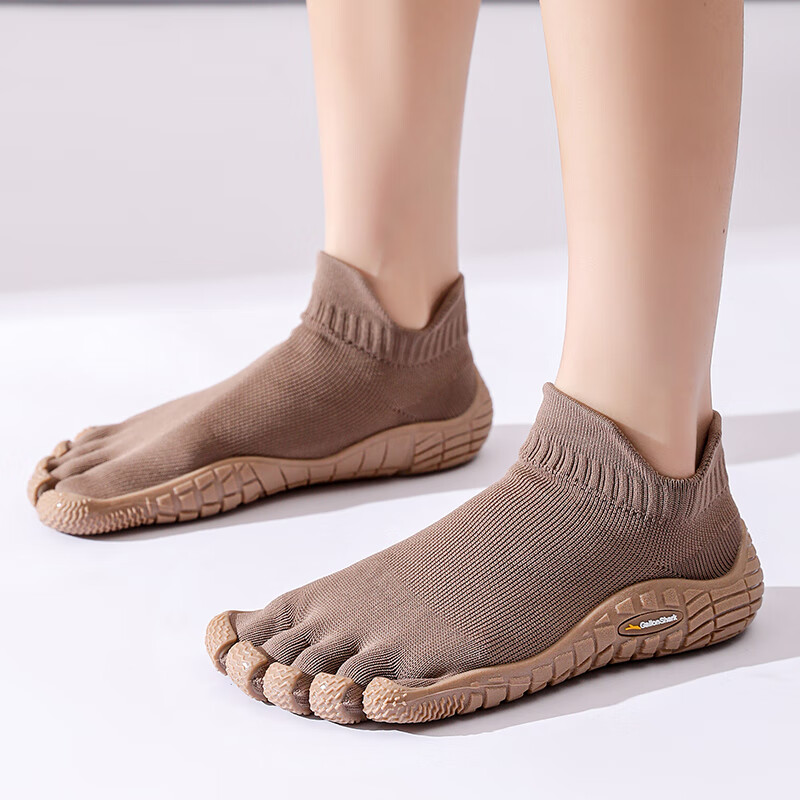 软啾啾五指分趾健身鞋减震跳绳软底瑜伽普拉提运动防滑力量深蹲硬拉训练 热颂红【五指分趾鞋】 34