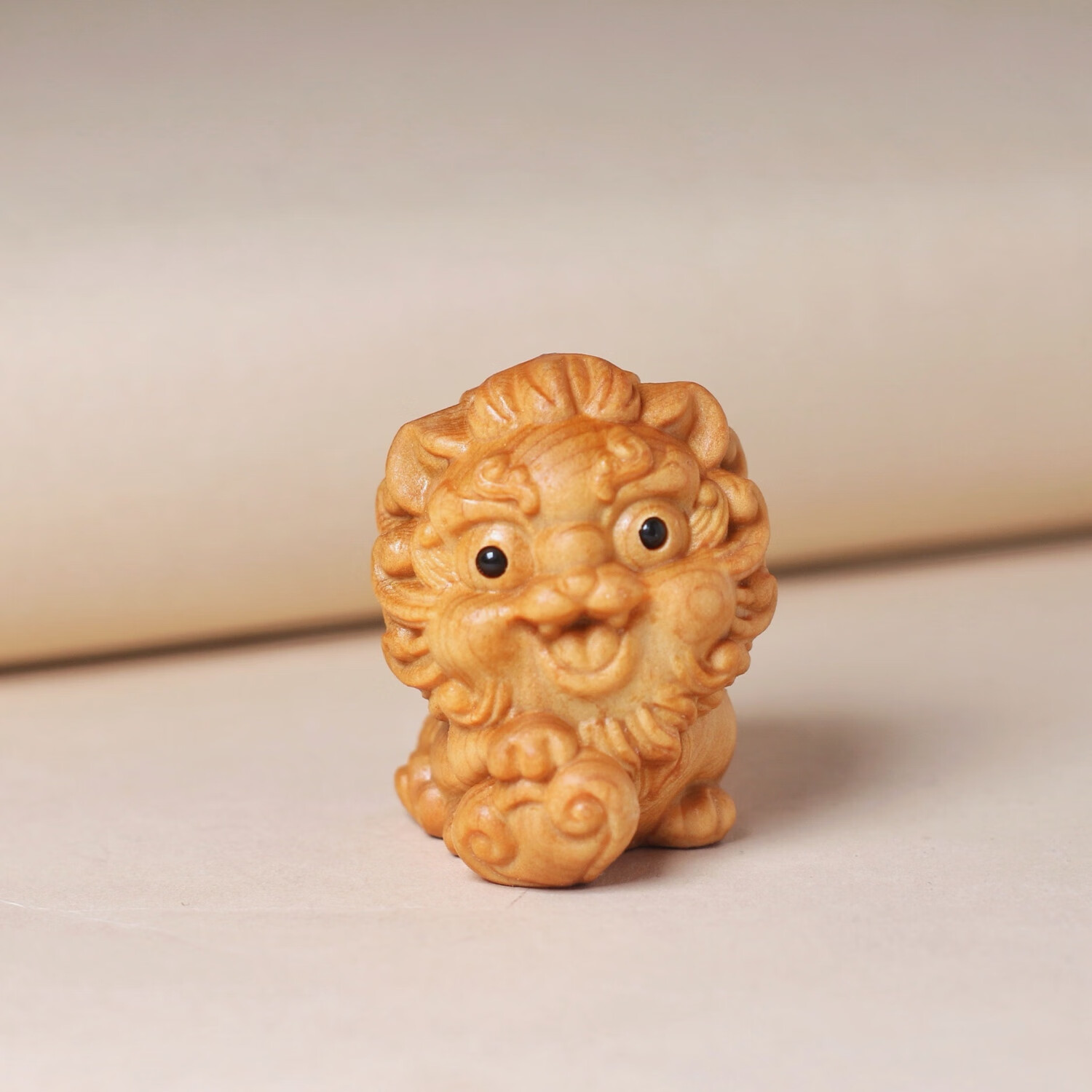 崖柏木创意心宽爆款小狮子可爱卡通木雕摆件实木雕刻桌面创意装饰