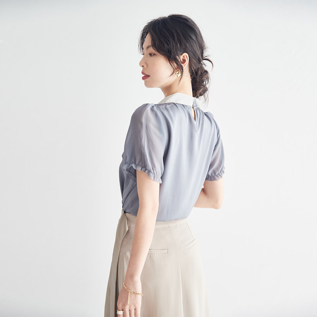 帕罗夏季新款百搭真丝短袖t恤女时尚设计感小众蕾丝边泡泡袖上衣 灰色 L 165/88A