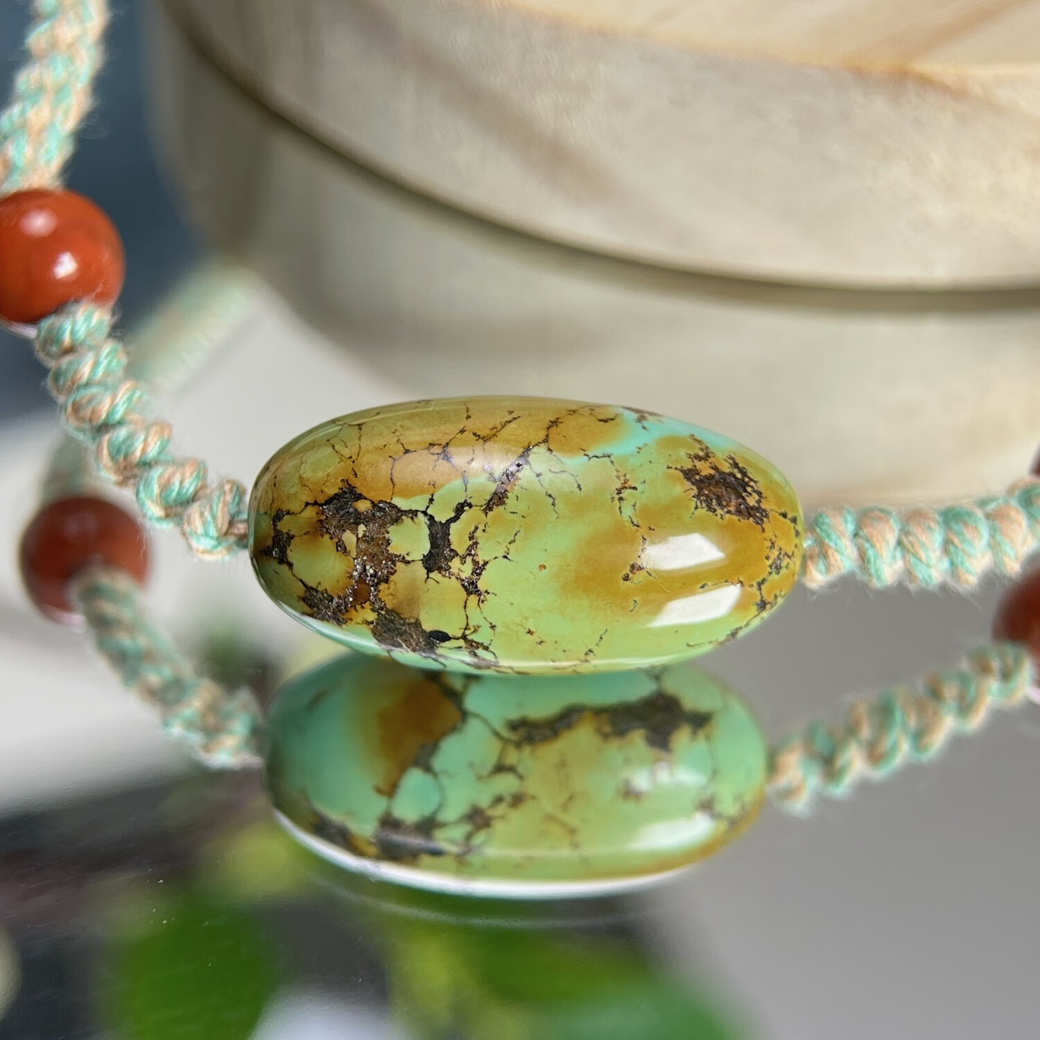 特色炫彩原矿网花绿松石枣珠,尺寸:26.2*13.1mm