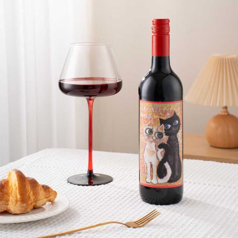 �ǿ�Ī˹���з���ԭƿ�����޴����Ѿ�����è����0�����ݾ�750ml